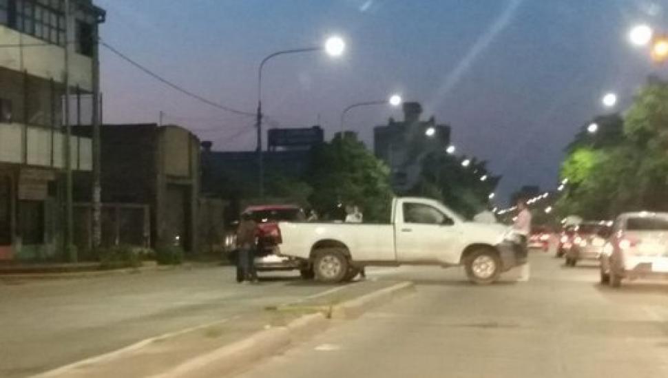 Accidente En Calles Avenida Ejercito Del Norte Y Marcos Paz Radio