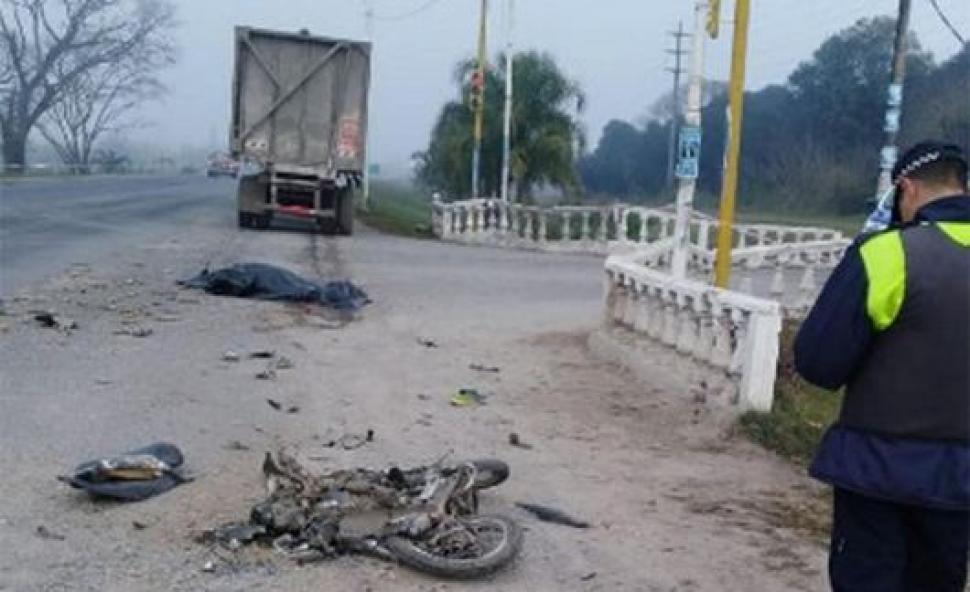 Famaillá: una rastra embistió a un motociclista y lo mató ...