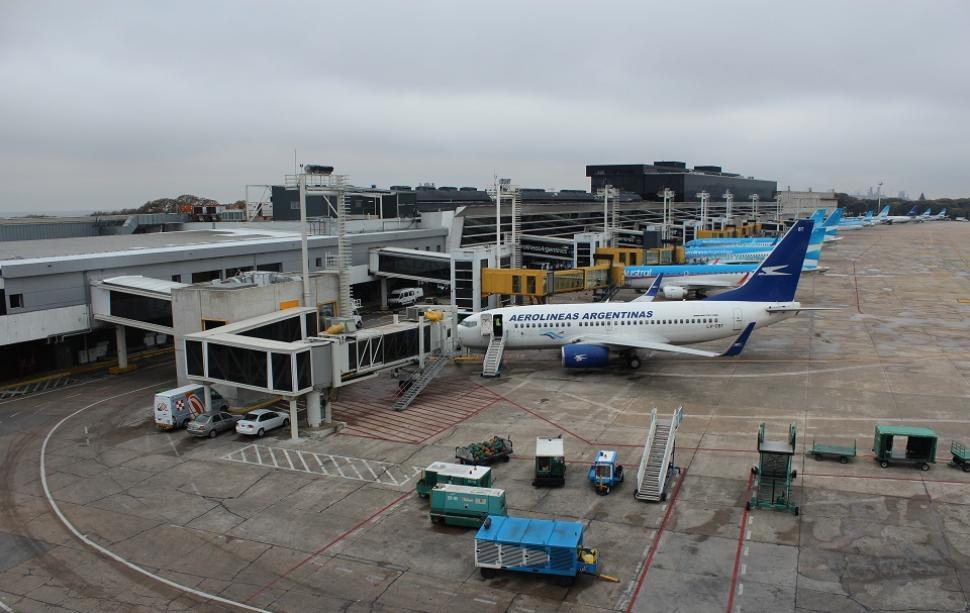 Los vuelos volverán a llegar y salir desde el Aeroparque Metropolitano